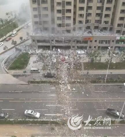 济南银丰唐郡小区一酒楼爆炸